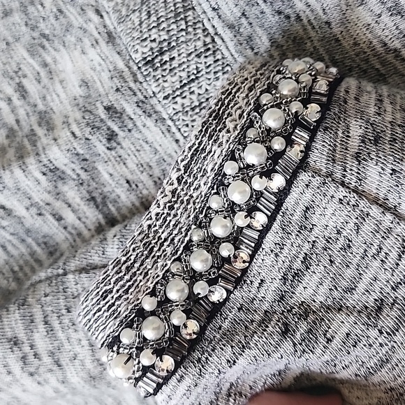 Express Cover Up with Bead Detailing - Picture 4 of 9